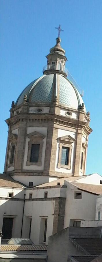 A Casa Di Armando Appartement Palermo Buitenkant foto
